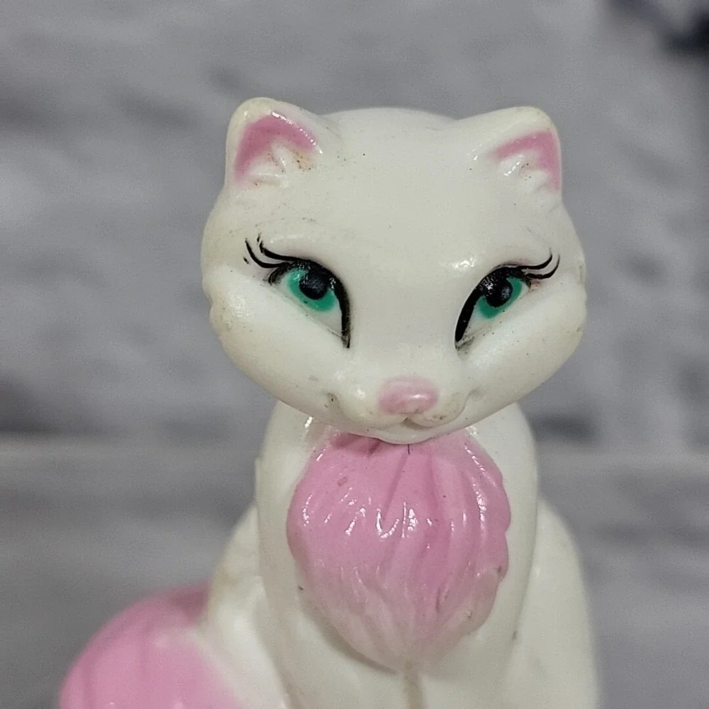 Barbie Princess and the Pauper‎ Serafina Cat Figure Replacement Cake Topper 2